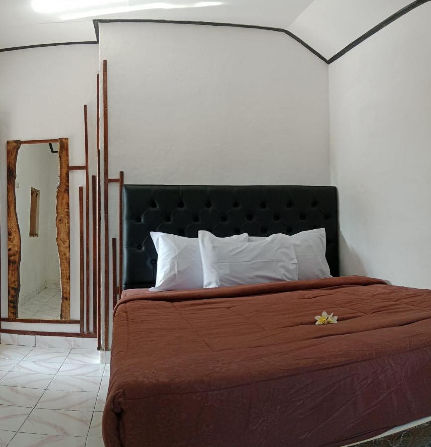 Wikan House Bebandem Luaran gambar