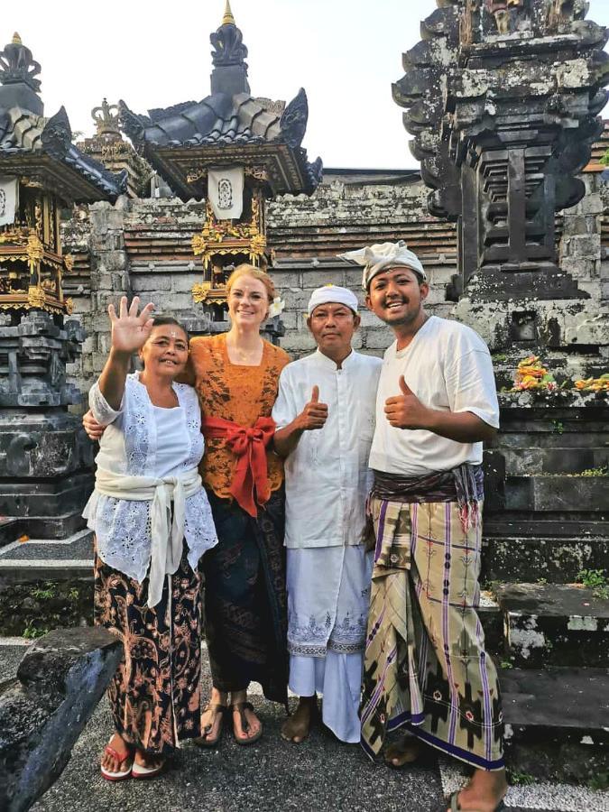 Wikan House Bebandem Luaran gambar